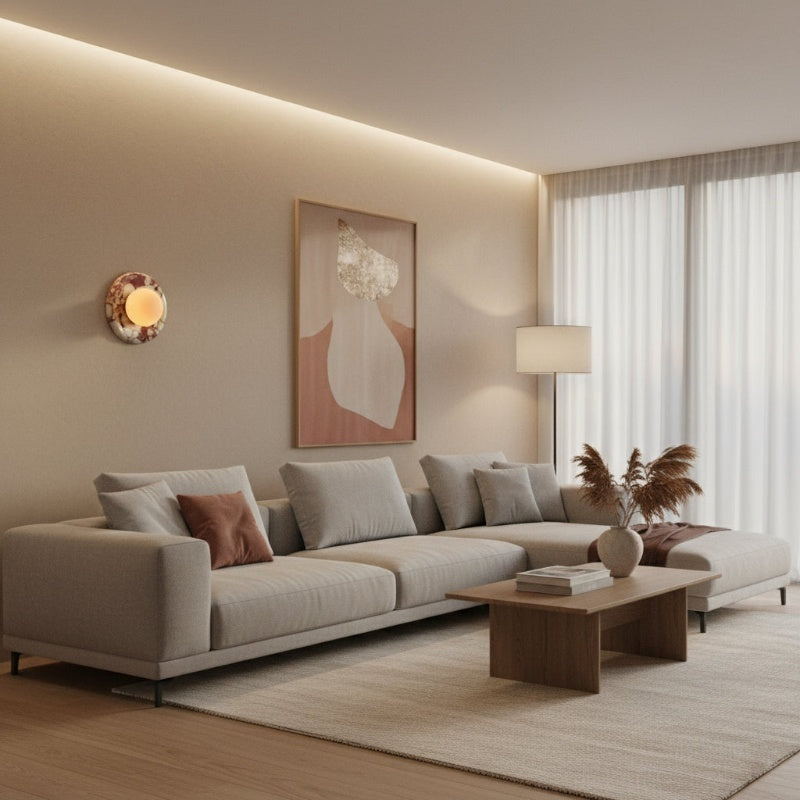 Aplique de pared Carrara de mármol natural, encendida creando luz cálida