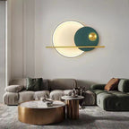 Aplique de pared Mira de hierro y acrílico, encendido creando luz cálida