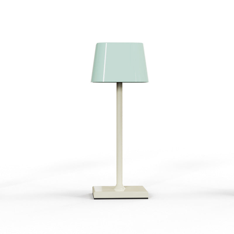 Lámpara de mesa Iris LED recargable, primer plano de los materiales
