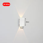 Aplique de pared Nara de aluminio con luz cálida japandi, vista de conjunto