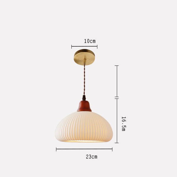 Lámpara colgante Haru de madera vintage, integrada en la decoración del hogar