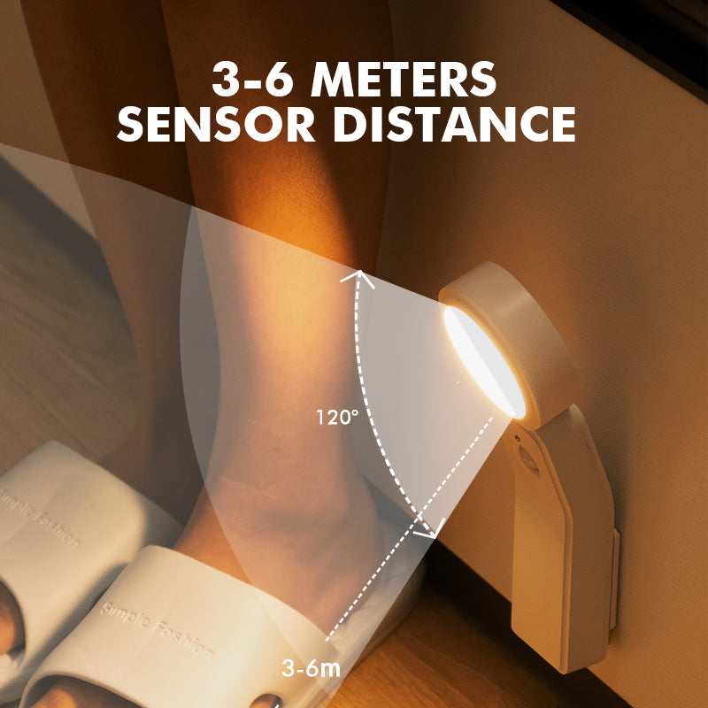 Luz de noche Nocta con sensor de movimiento, encendida creando luz cálida
